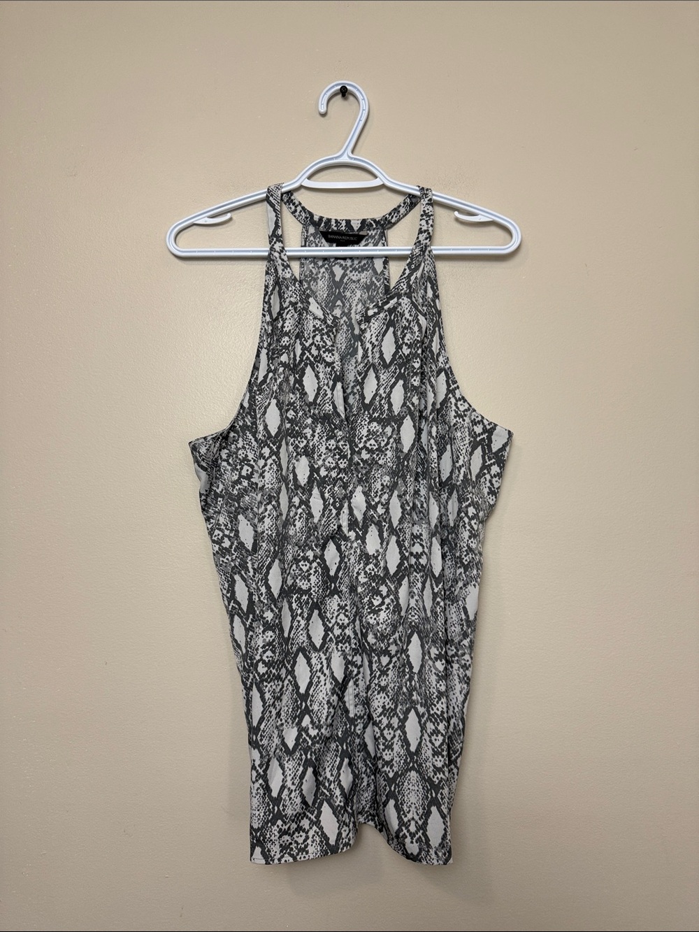 Banana Republic Black & White Snake-Print Halter Tank size XL